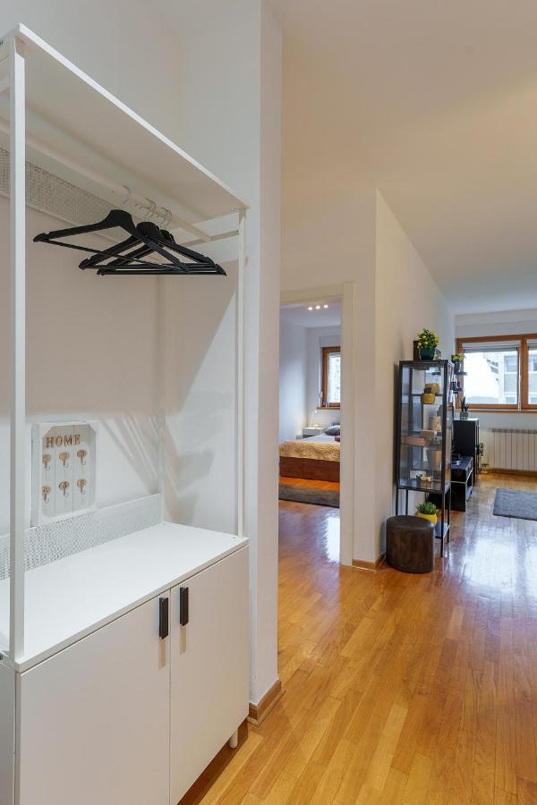 Yellow Lux Apartment Belgrado Exterior foto